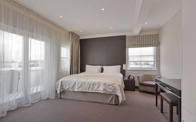 Knightsbridge Suite - Claverley Court